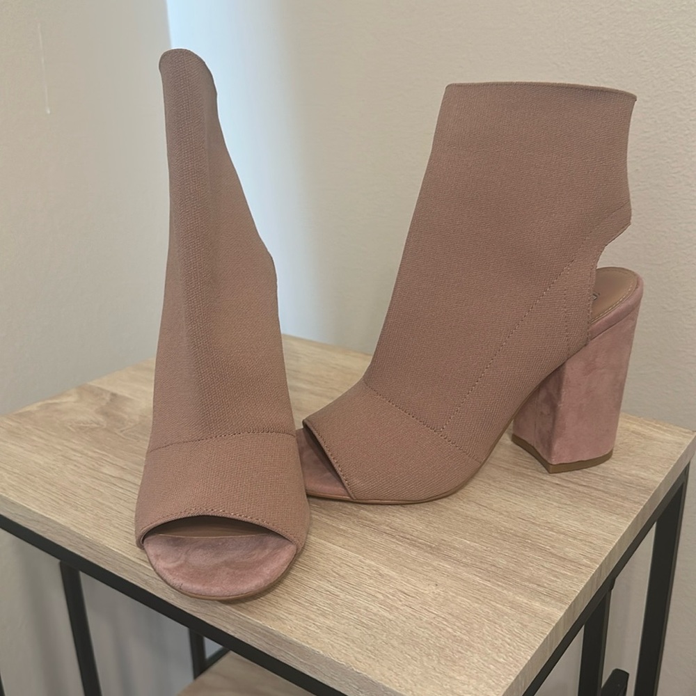 Blush Suede Steve Madden Ferris Booties